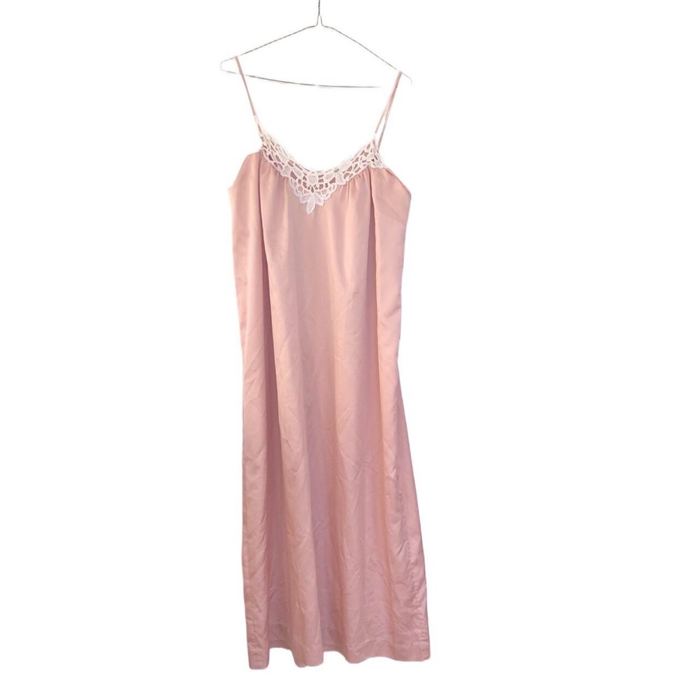 Vintage 70s satin robe set by Iris Lingerie